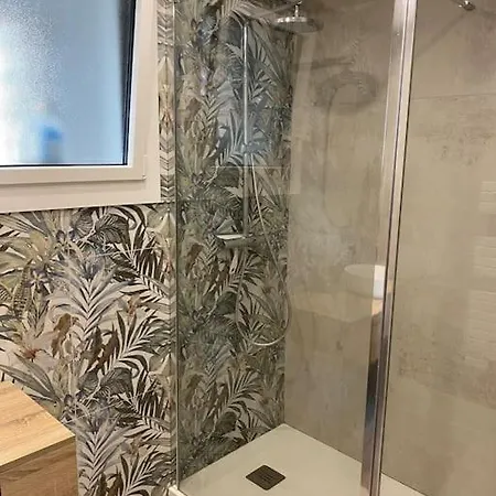 Bel Appart Renove Avec Vue Mer *